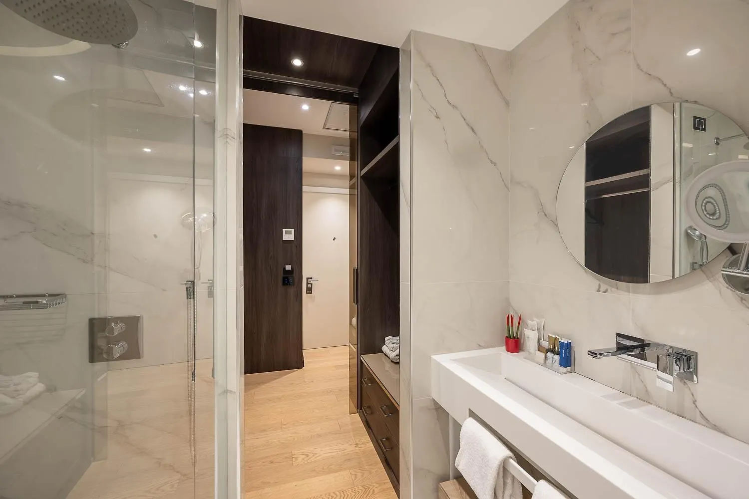 Ih Hotels Milano Ambasciatori 4*,  İtalya